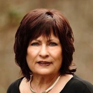 Meet your Posher, Darlene